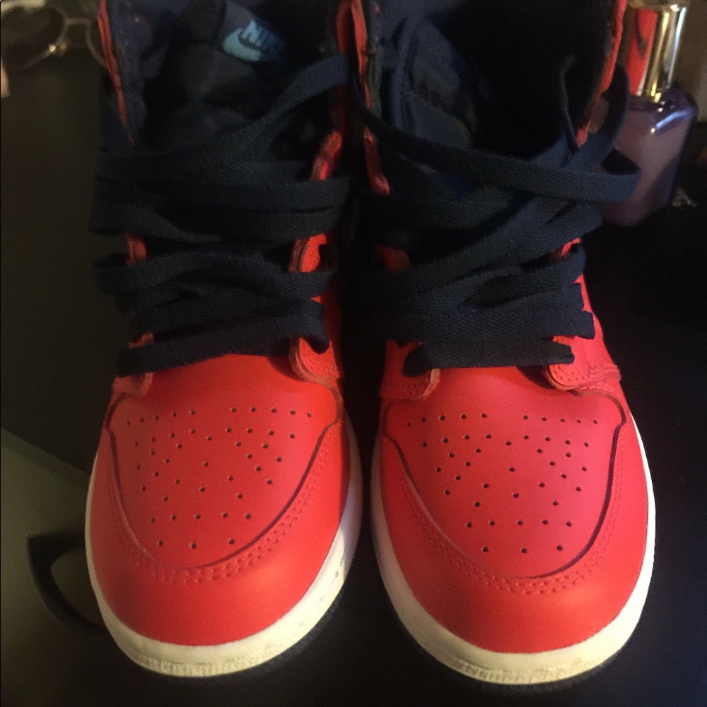 Air Jordan 1 retro  Red White navy blue w/ box